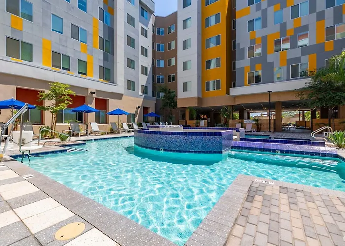 Boulevard Modern 1br Asu Pool Gym 10 Tempe